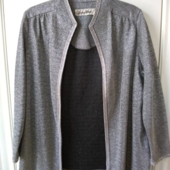 Neiman Marcus | Other | Neiman Marcus Dressy Silver Knit Jacket With
